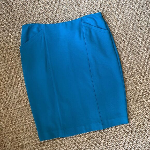CAbi Bright Teal Segourney Pencil Skirt w/ Pockets Size 4 EUC - Picture 1 of 5